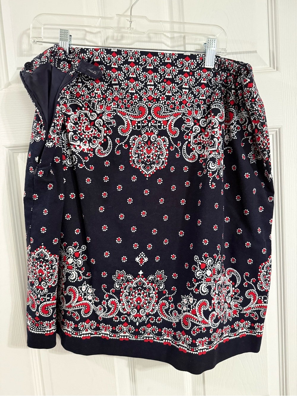 Talbots Women’s Navy Bandana-Print skirt Red & White Pattern
